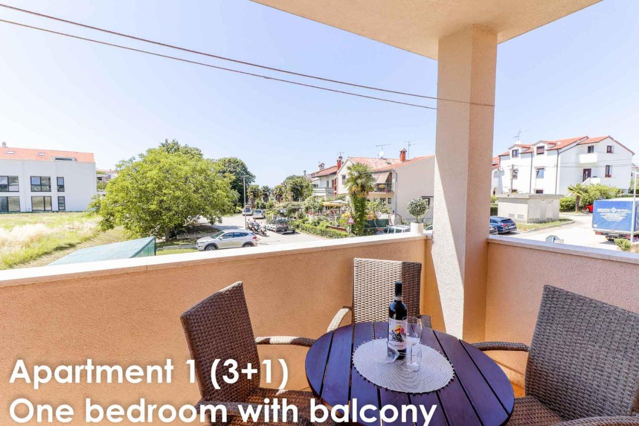 Sunshine Apartments Funtana With Balcony And Sea View エクステリア 写真