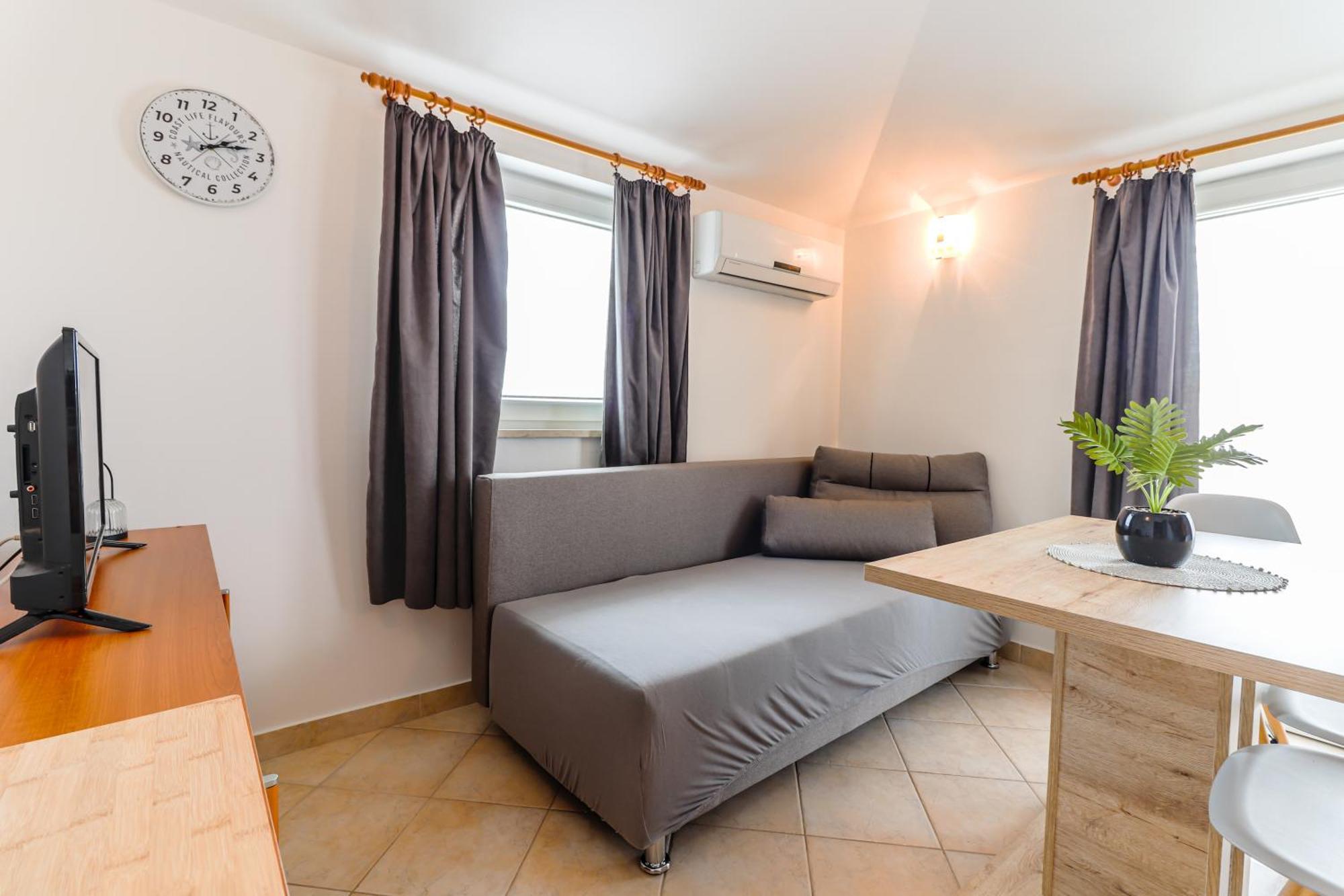 Sunshine Apartments Funtana With Balcony And Sea View エクステリア 写真